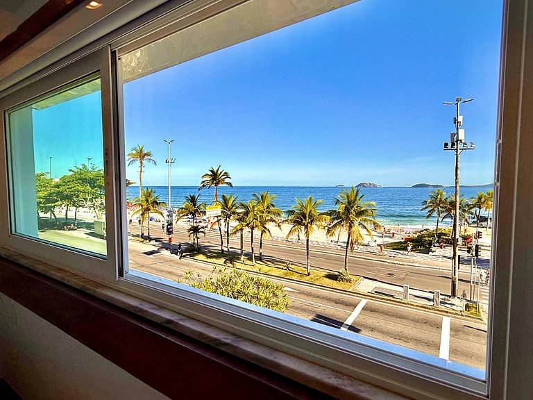 Frente mar, praia Leblon, recepção 24h e garagem