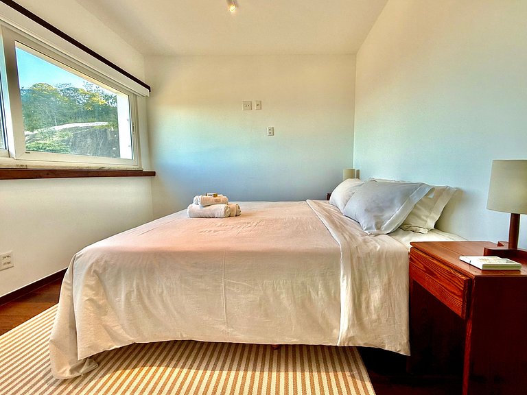 Frente mar, 3 quartos, recepção 24h - Praia Leblon