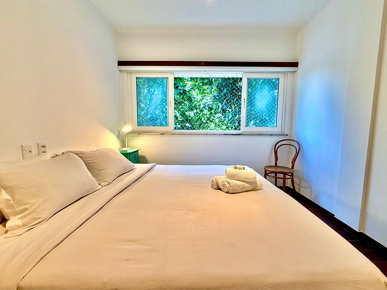 Frente mar, 3 quartos, recepção 24h - Praia Leblon