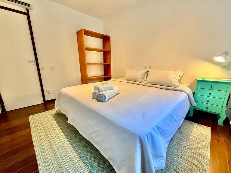 Frente mar, 3 quartos, recepção 24h - Praia Leblon