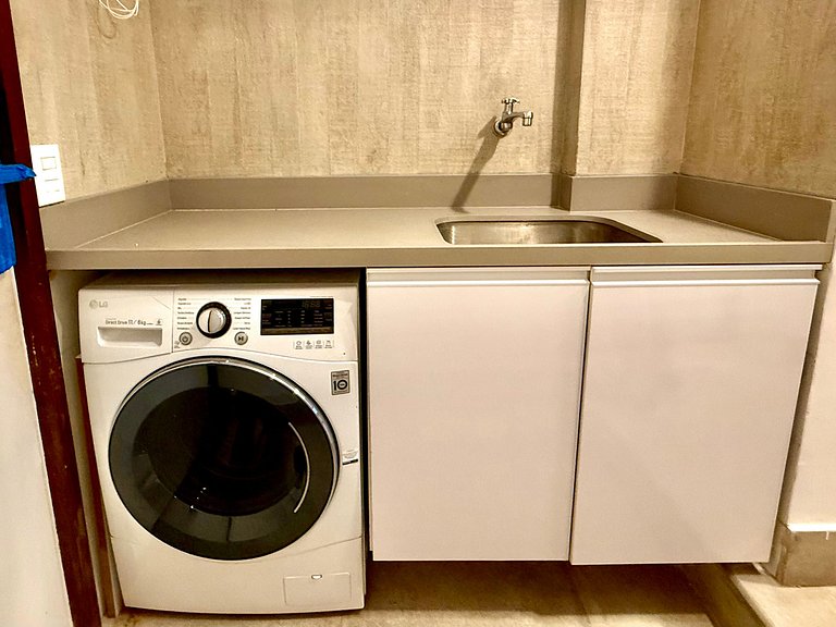 Frente mar, 3 quartos, recepção 24h - Praia Leblon