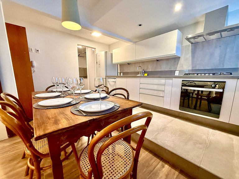 Frente mar, praia Leblon, recepção 24h e garagem