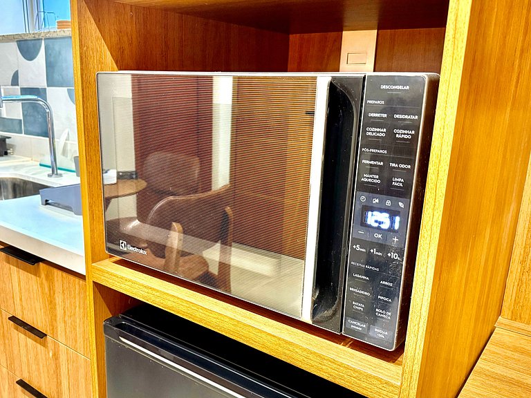 Studio reformado a 5 minutos da praia do Leblon!