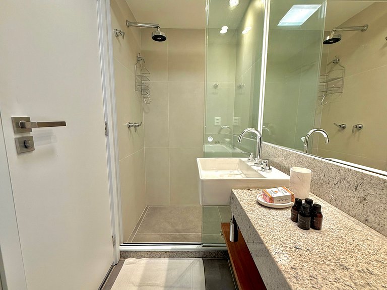 Studio Leblon - Vista Cristo, novo, piscina e gym