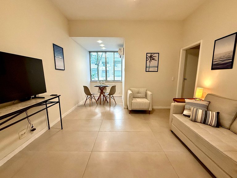 3 minutos da praia + recepção 24h!