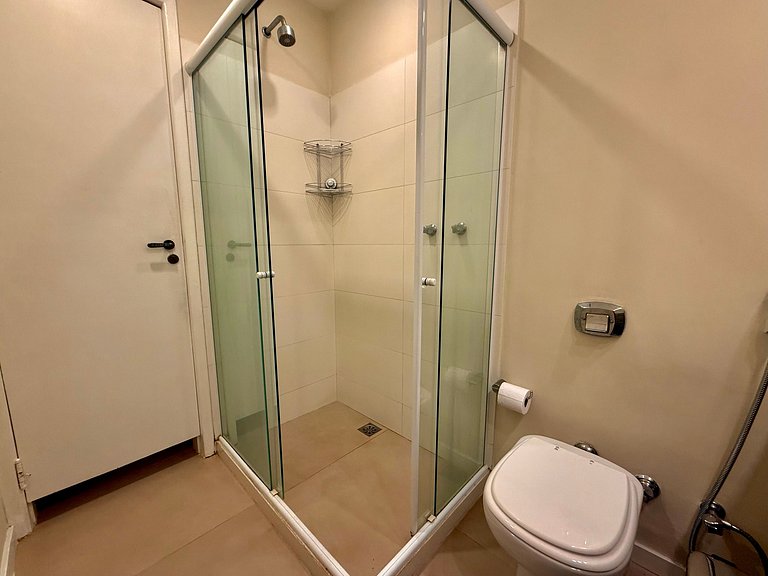 3 minutos da praia + recepção 24h!