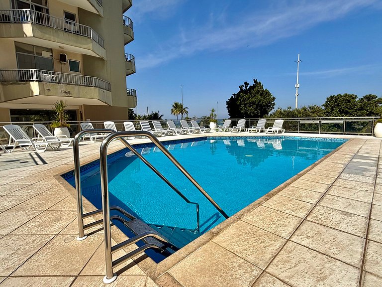 Cobertura com vista mar, jacuzzi e churrasqueira