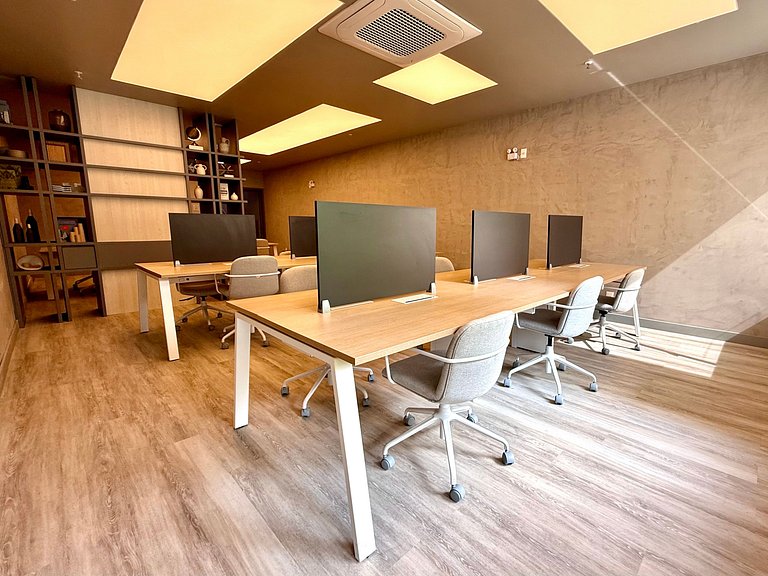 Studio Zen Premium na quadra da praia.