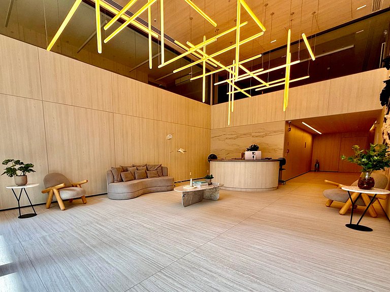 Studio Zen Premium na quadra da praia.