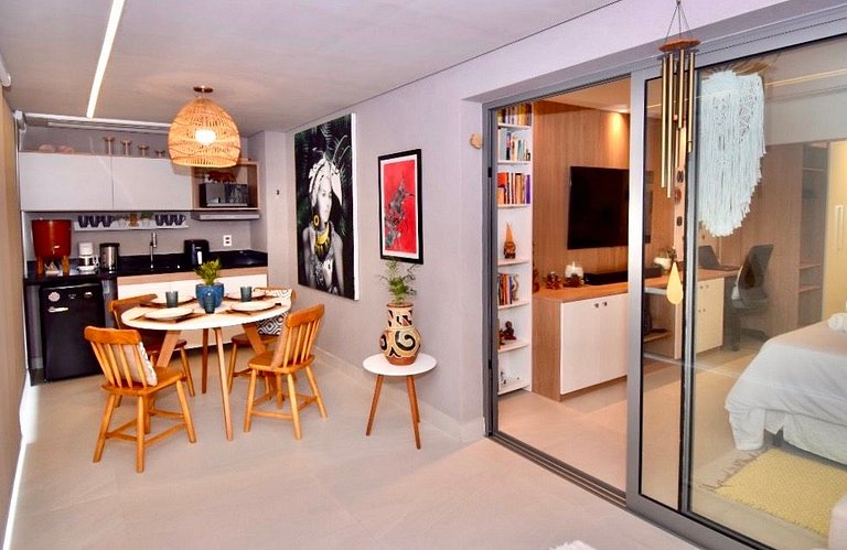 Studio Zen Premium na quadra da praia.