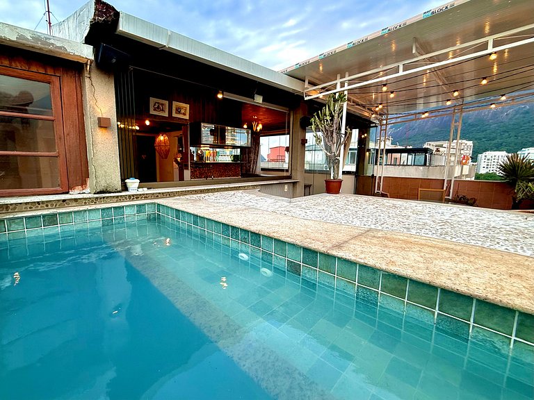 Piscina privativa, vista livre, recepção 24h, vaga